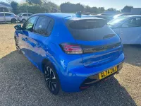 Used Peugeot 208 Allure 100 HP (73 kW) 2024 Blue Hatchback