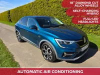 Begagnad Renault Arkana Version S 2022 Blå SUV
