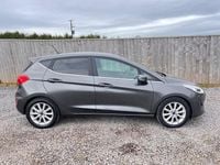 Begagnad Ford Fiesta Titanium 120 HK (88 kW) 2019 Grå Halvkombi