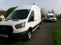 Usado Ford Transit 130 HP (95 kW) 2020 Branco Van