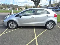 Used Kia Rio 107 HP (78 kW) 2012 Silver Hatchback