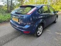 Second-hand Ford Focus Zetec 2010 Albastru Hatchback