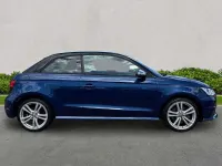 Usado Audi A1 Advanced 256 HP (188 kW) 2014 Azul Citadino