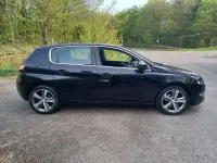 Used Peugeot 308 Allure 130 HP (95 kW) 2016 Blue Hatchback
