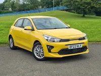 Used Kia Rio 2023 Yellow Hatchback