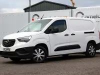 Used Vauxhall Combo 100 HP (73 kW) 2021 White MPV
