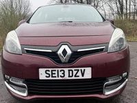 Used Renault Scénic III Dynamique 110 HP (80 kW) 2013 Red MPV