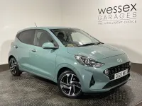 Used Hyundai i10 Premium 84 HP (61 kW) 2023 Hatchback