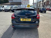 Used Ford Focus Zetec 115 HP (84 kW) 2013 Black Hatchback