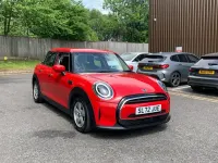 Used Mini Cooper Classic 134 HP (98 kW) 2022 Red Hatchback