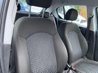 Used Vauxhall Corsa Design Edition 75 HP (55 kW) 2017 Blue Hatchback