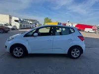 Used Kia Venga Air 89 HP (65 kW) 2014 White Hatchback
