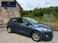 Used Ford Fiesta Zetec 85 HP (62 kW) 2018 Blue Hatchback