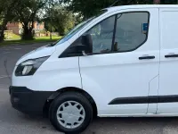 Used Ford Transit Custom 105 HP (77 kW) 2016 White Van