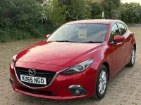 Used Mazda 3 165 HP (121 kW) 2015 Red Hatchback