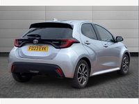 Used Toyota Yaris Hybrid Design 116 HP (85 kW) 2023 Silver Hatchback