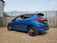 Begagnad Ford Fiesta ST 200 HK (147 kW) 2018 Blå Halvkombi