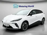 Begagnad MG MG4 EV Trophy 150 kW (204 HK) 2025 Halvkombi