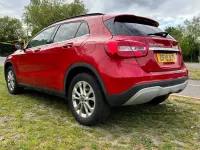 Begagnad Mercedes GLA200 SE 156 HK (114 kW) 2018 Röd SUV