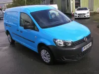 Begagnad VW Caddy Startline 102 HK (75 kW) 2015 Blå Minibuss
