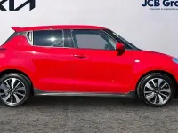 Used Suzuki Swift 90 HP (66 kW) 2019 Red Hatchback