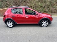 Used Dacia Sandero Lauréate 2014 Red Hatchback