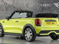 Usado Mini Cooper S Exclusive 176 HP (129 kW) 2023 Amarelo Citadino