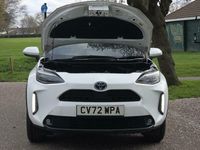 Used Toyota Yaris Hybrid Design 116 HP (85 kW) 2023 White Hatchback