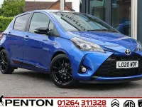 Used Toyota Yaris Sport 91 HP (66 kW) 2020 Blue Hatchback