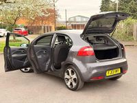 Used Kia Rio 90 HP (66 kW) 2013 Grey Hatchback