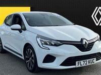 Used Renault Clio V Iconic 90 HP (66 kW) 2022 White Hatchback