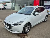 Używany Mazda 2 Inclusive 2021 Srebrny Hatchback