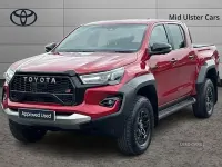 New Toyota HiLux Sport 201 HP (147 kW) 2025 Red Pickup