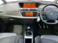 Usado Citroën C4 SpaceTourer PureTech 131 HP (96 kW) 2022 Preto Monovolume
