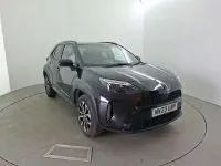 Used Toyota Yaris Hybrid Design 116 HP (85 kW) 2023 Black Estate