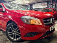Used Mercedes A180 122 HP (89 kW) 2013 Red Hatchback