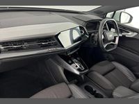 Used Audi Q4 e-tron S-Line 125 kW (170 HP) 2021 White SUV