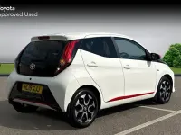 Gebraucht Toyota Aygo Trend 72 PS (52 kW) 2019 Weiß Kleinwagen