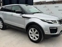 Używany Land Rover Range Rover evoque SE 180 KM (132 kW) 2018 Srebrny SUV