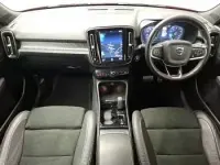 Used Volvo XC40 R-Design 163 HP (119 kW) 2020 Red SUV