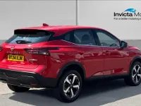 Used Nissan Qashqai Acenta Premium 190 HP (139 kW) 2024 Red SUV