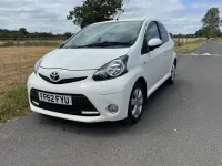 Used Toyota Aygo 68 HP (50 kW) 2012 White Hatchback