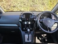 Second-hand Vauxhall Zafira Elite 2010 Negru Monovolum