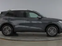 Usado VW Tiguan Match 130 HP (95 kW) 2024 Cinzento SUV