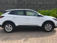 Used Vauxhall Grandland X S 128 HP (94 kW) 2022 White SUV