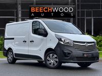 Used Vauxhall Vivaro S 90 HP (66 kW) 2014 White MPV