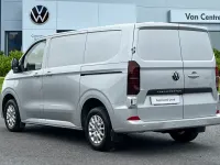 Używany VW Transporter Pro 110 KM (80 kW) 2025 Szary Van