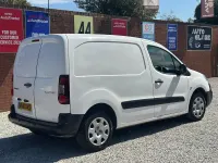 Used Peugeot Partner 2018 White