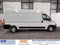 New Peugeot Boxer Premium 140 HP (102 kW) 2025 White Van