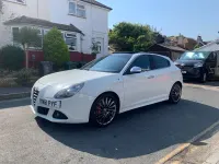Used Alfa Romeo Giulietta 235 HP (172 kW) 2011 White Hatchback